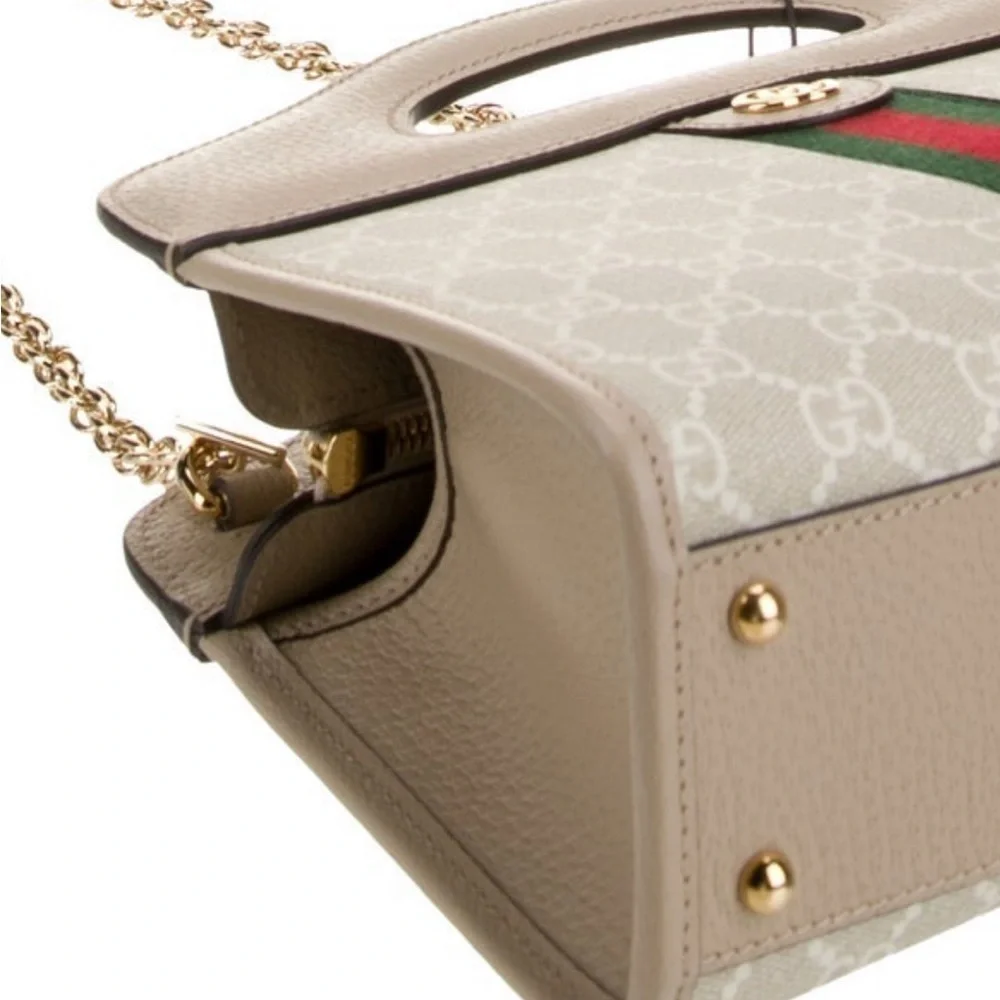 Gucci stylish gg